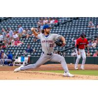 Syracuse Mets pitcher Nolan McLean